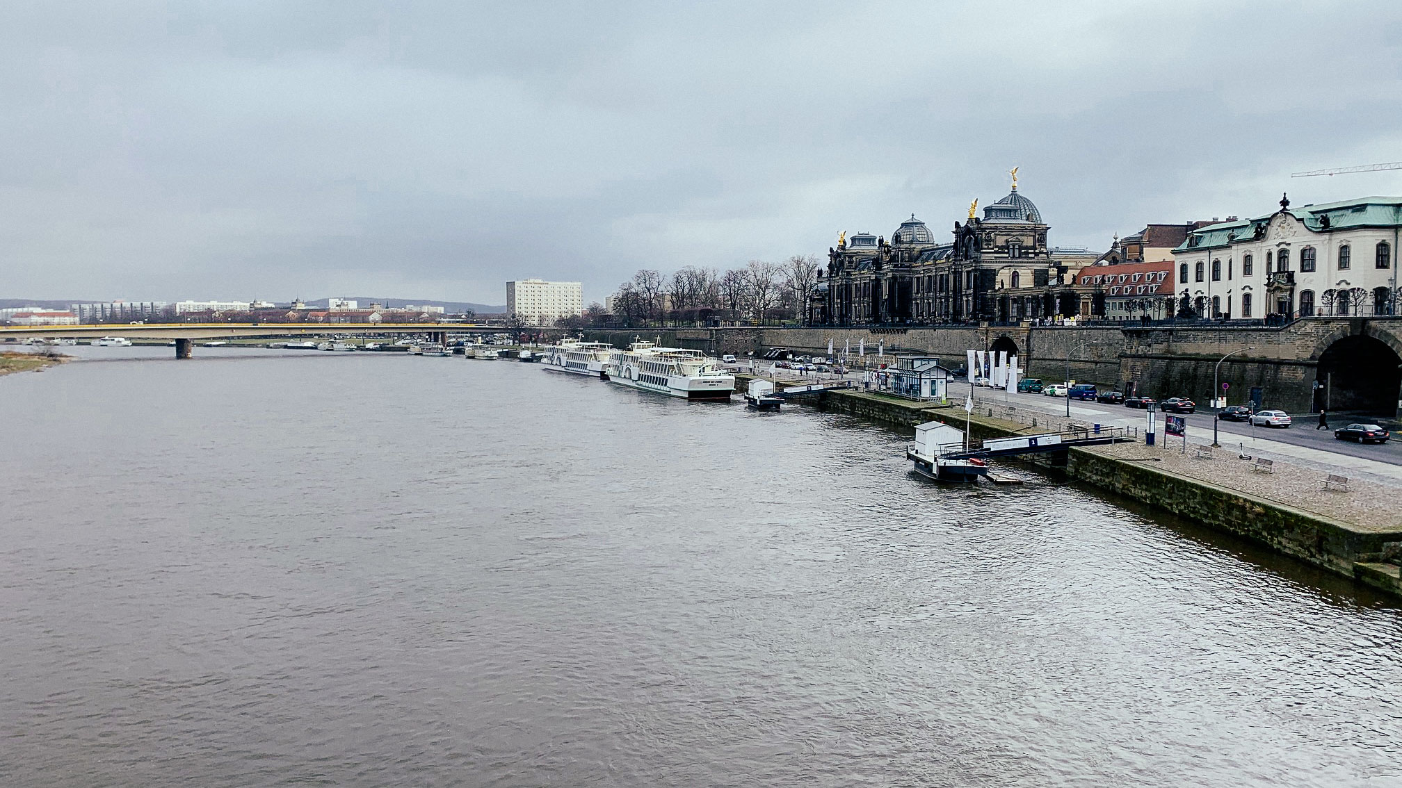 hotel-am-terrassenufer-dresden